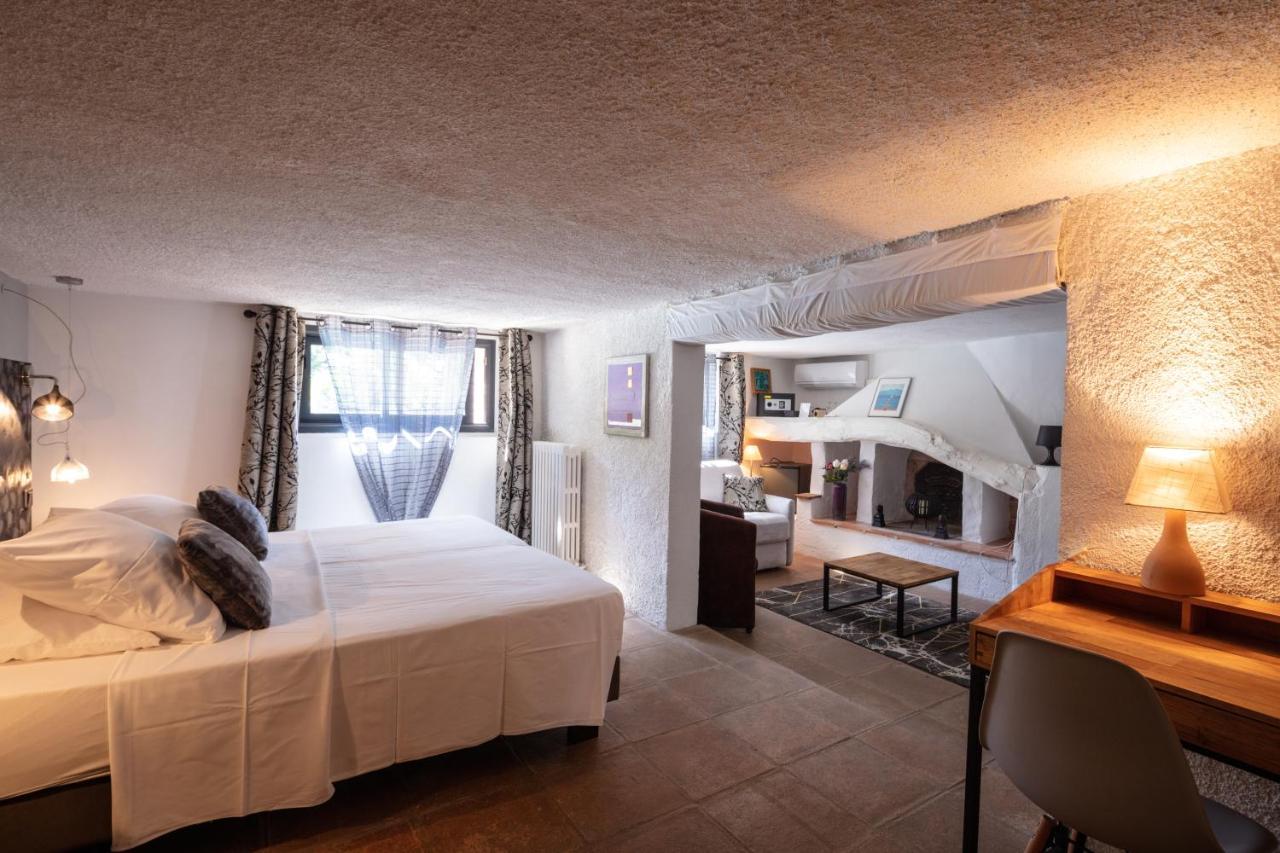 Casa9 Hotel Thuir Bagian luar foto