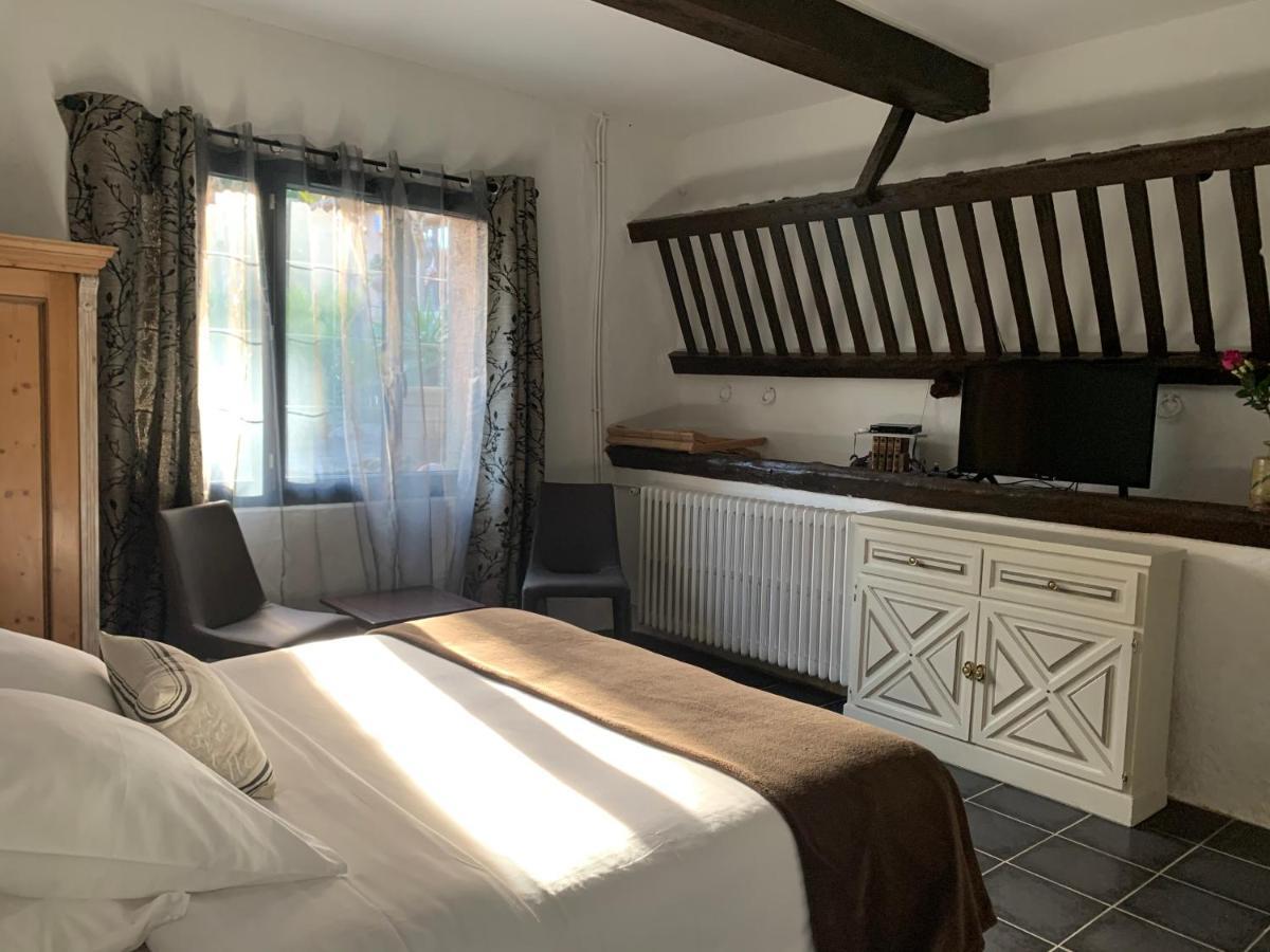 Casa9 Hotel Thuir Bagian luar foto